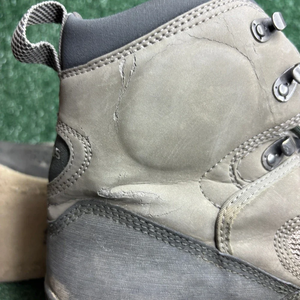 Simms L2 Felt Sole Wading Gorpcore Waterproof Fly Fishing Boots Grey Mens Sz 11